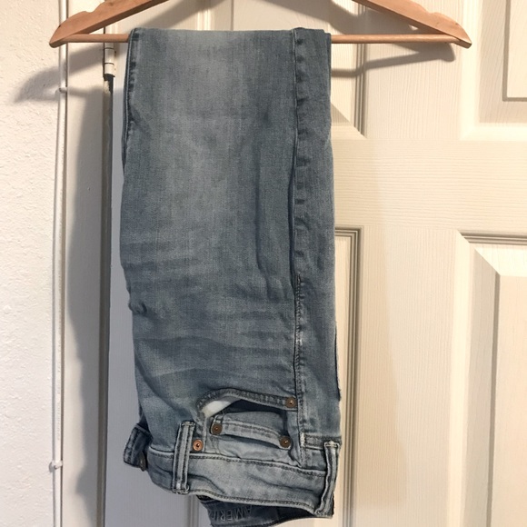 American Eagle Jeans - Picture 2 of 4
